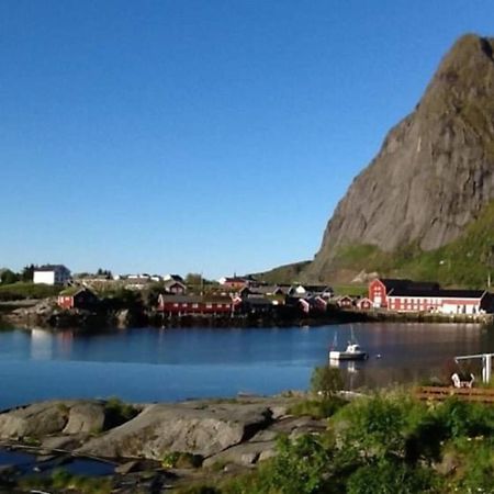 Nordlandshus Ved Havet Pa Reine, Lofoten Zewnętrze zdjęcie