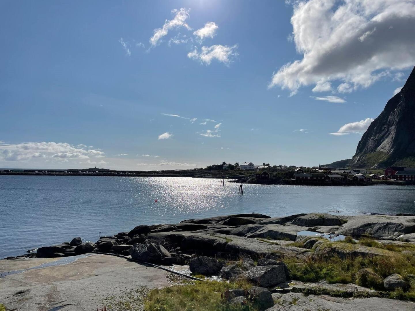 Nordlandshus Ved Havet Pa Reine, Lofoten Zewnętrze zdjęcie